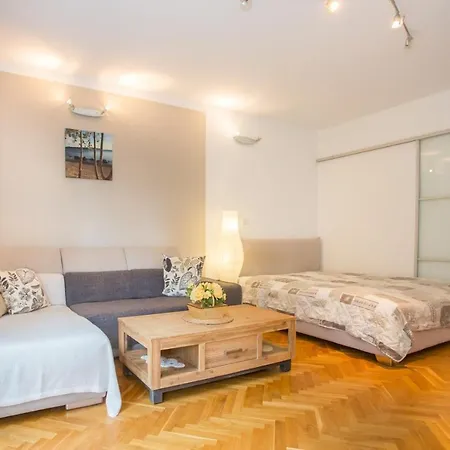 Apartment Mauro Porec Exterior photo
